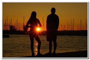 爱在日落黄昏时,爱在日落时分绽放